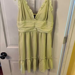 Ruffled,lined pretty light green Sundress nwt size large …brand is cider